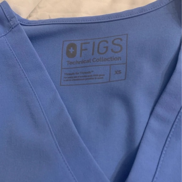 Figs Ceil blue scrub set - Picture 5 of 7